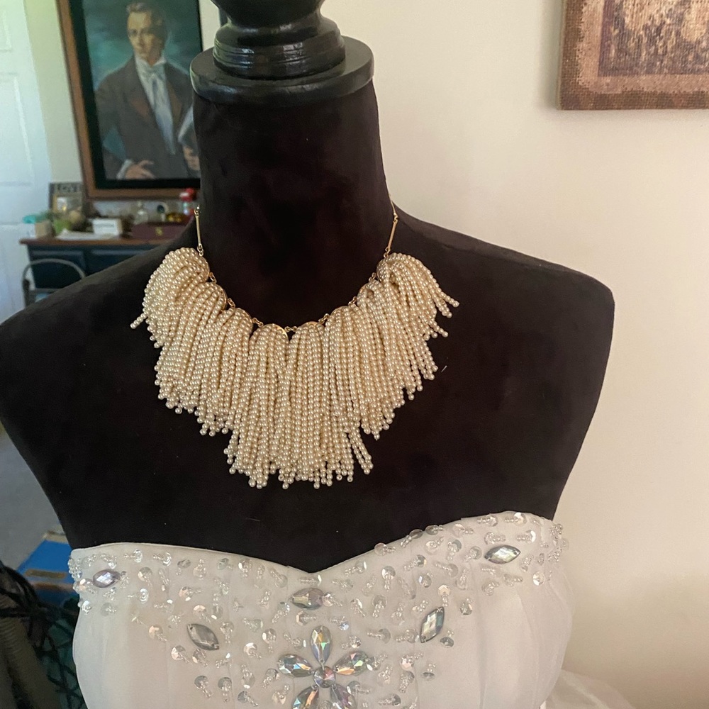 Prom dress - Picture 4 of 5